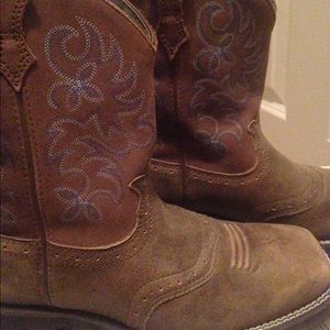 Ariat cowboy boots